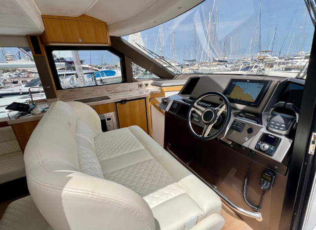 
								Galeon 400 Fly completo									