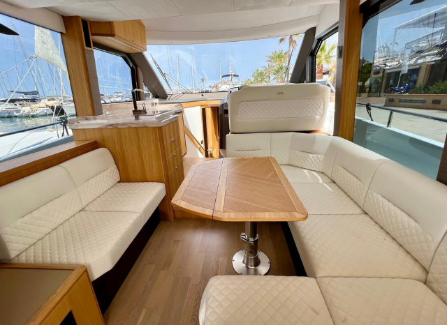 
								Galeon 400 Fly completo									