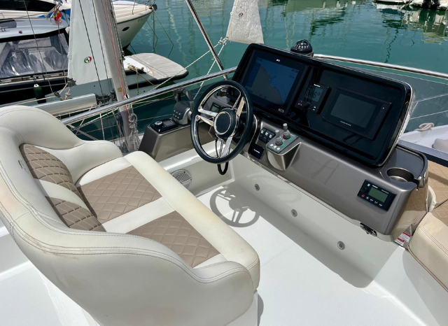 
								Galeon 400 Fly completo									