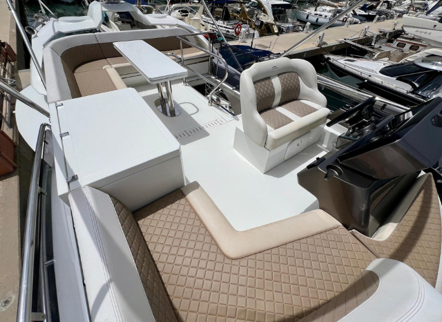 
								Galeon 400 Fly completo									