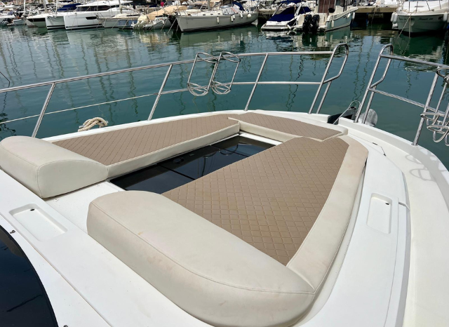 
								Galeon 400 Fly completo									