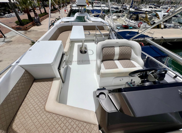 
								Galeon 400 Fly completo									