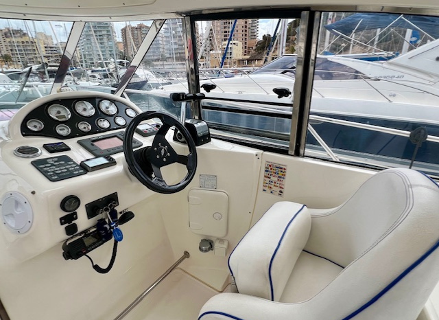 
								Bavaria 33HT completo									