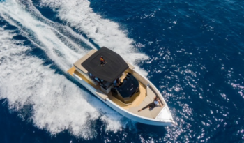 
										De Antonio Yachts D28 completo									