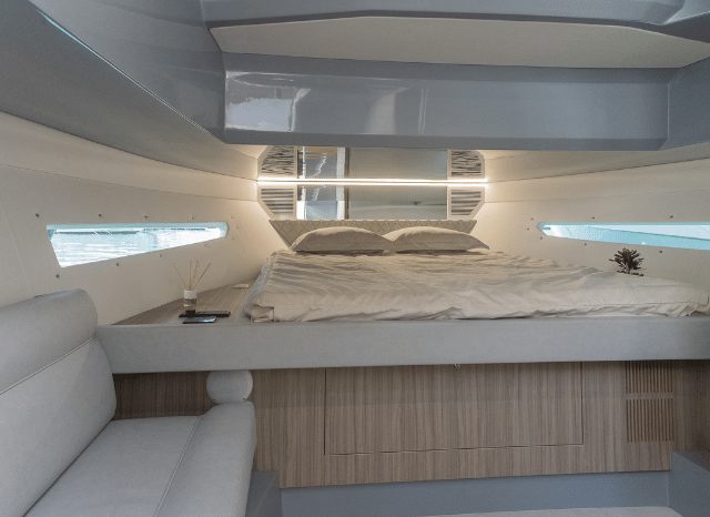 
								Rio Yachts Daytona 35 completo									