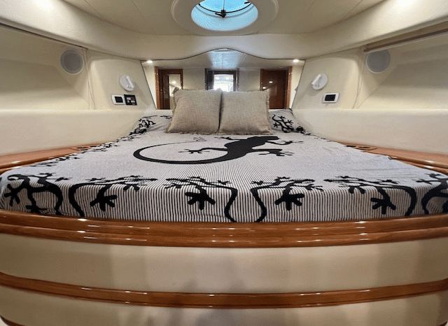 
								Astondoa Yachts 46 completo									