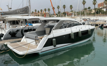 Sealine S330