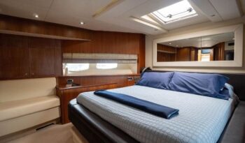 
										Sunseeker 86 Yacht completo									