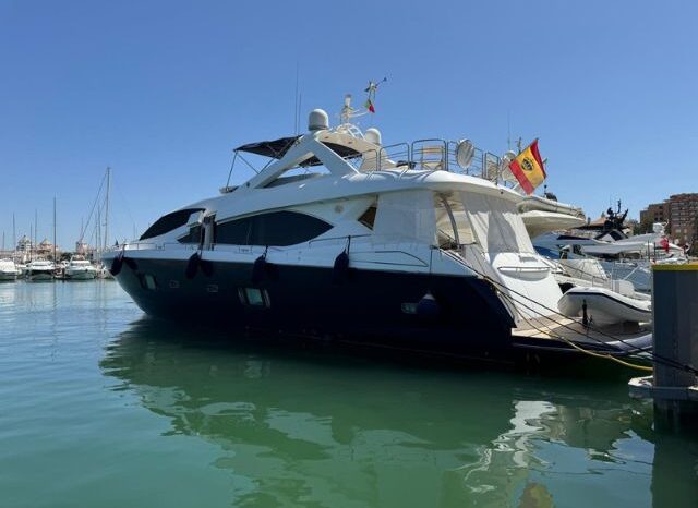 
								Sunseeker 86 Yacht completo									