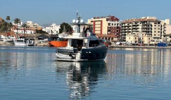 
										Azimut Magellano 50 completo									