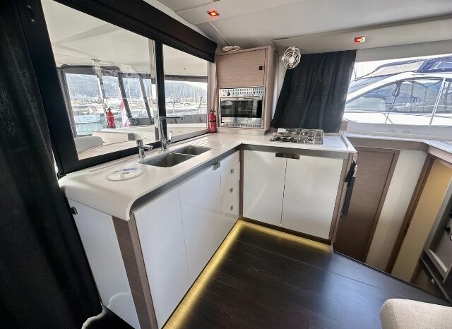 
								Fountaine Pajot Isla 40 completo									
