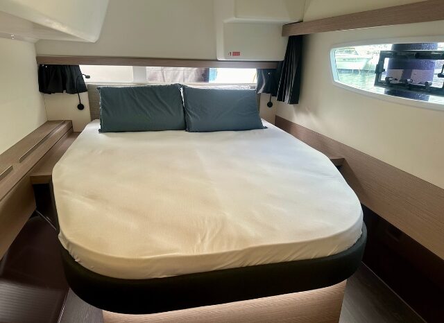 
								Fountaine Pajot Isla 40 completo									