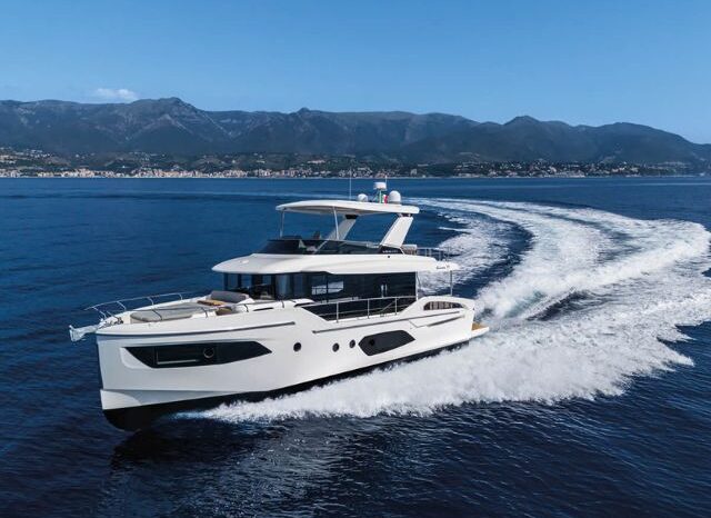 Absolute Navetta 53