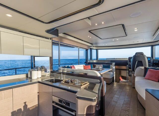 
								Absolute Navetta 53 completo									