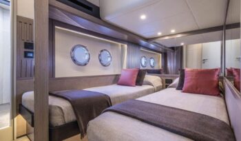 
										Absolute Navetta 53 completo									