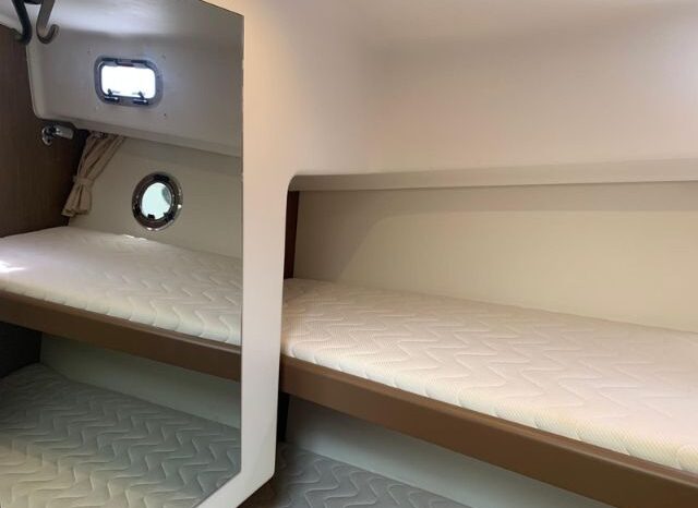 
								Beneteau Swift Trawler 34 completo									