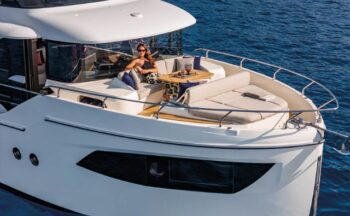 Absolute Navetta 53