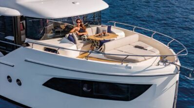 Absolute Navetta 53