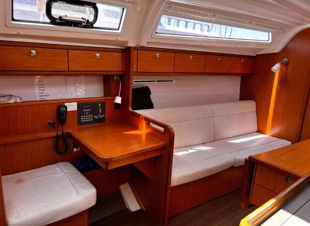 
								Bavaria Cruiser 37 completo									