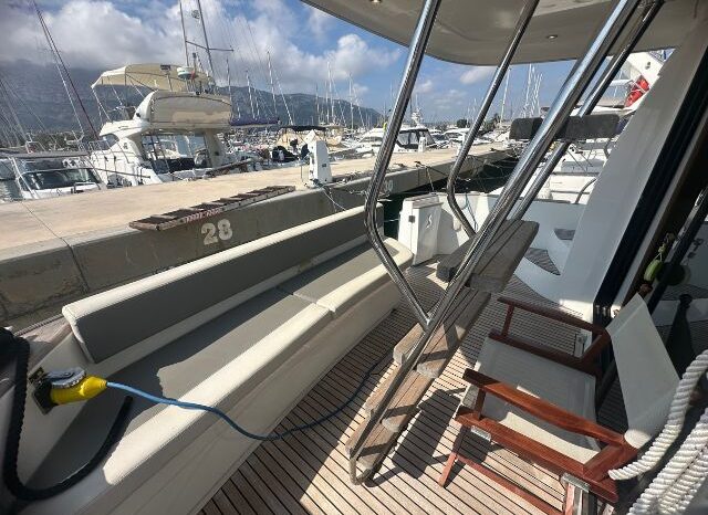 
								Beneteau Swift Trawler 34 completo									