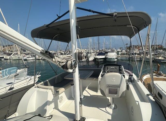 
								Beneteau Swift Trawler 34 completo									