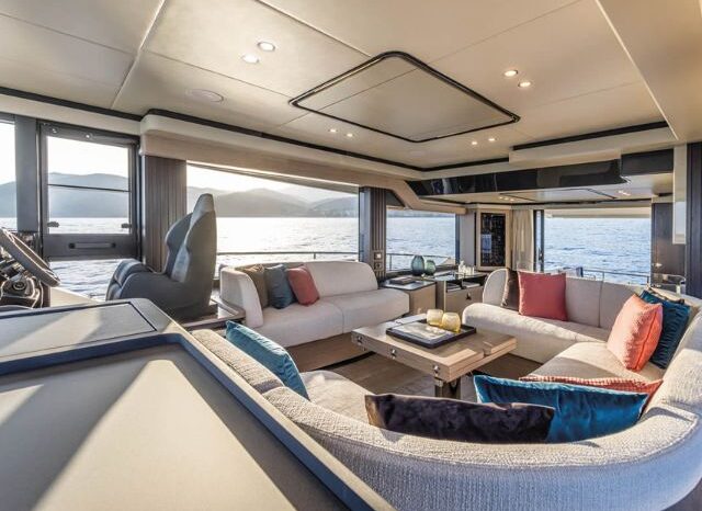 
								Absolute Navetta 53 completo									