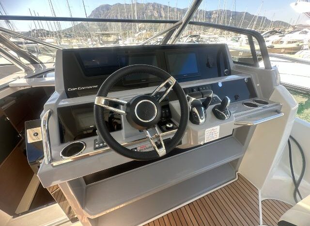 
								Jeanneau CAP CAMARAT 12.5WA completo									