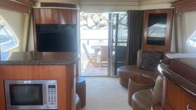 Sea Ray 58 Sedan Bridge