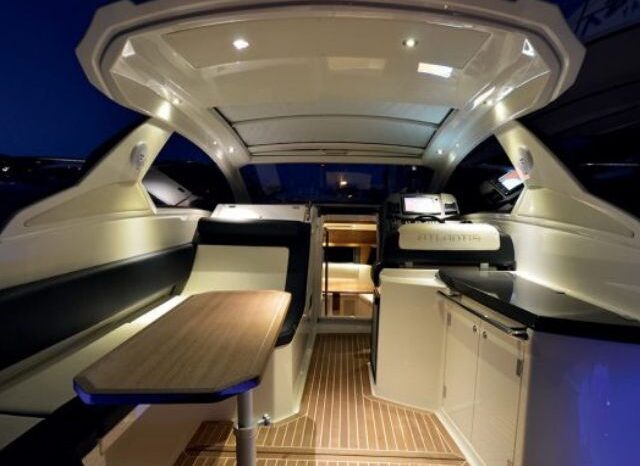 Azimut Atlantis 34