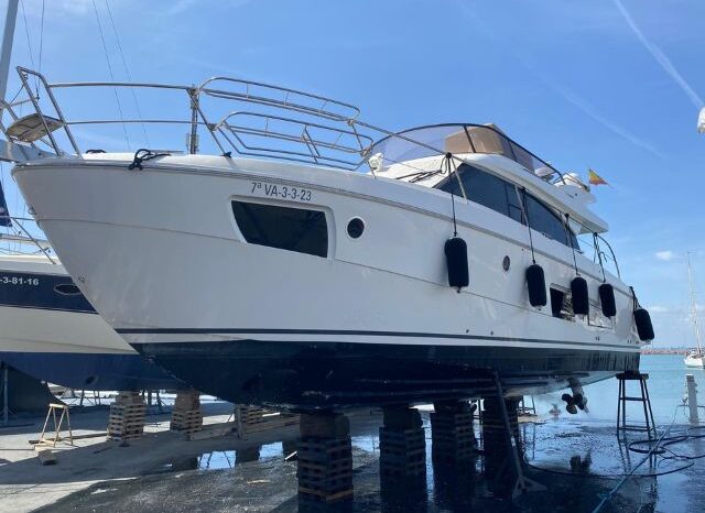 
								Bavaria Virtess 420 Fly completo									