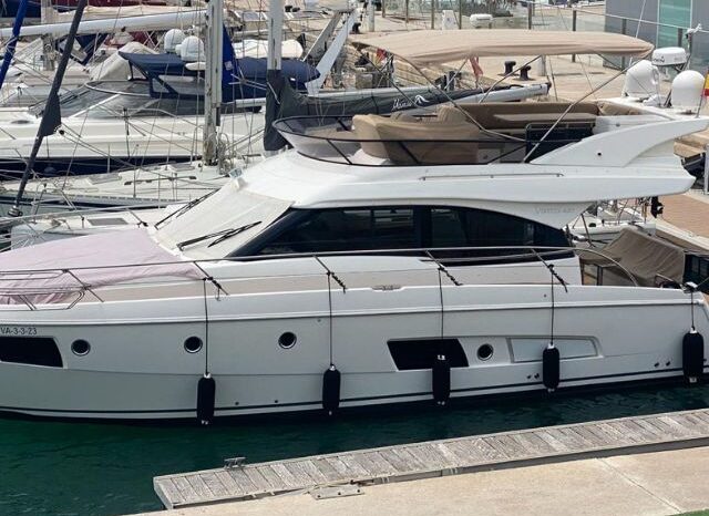 
								Bavaria Virtess 420 Fly completo									