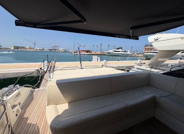 
								Sunseeker Predator 60 completo									