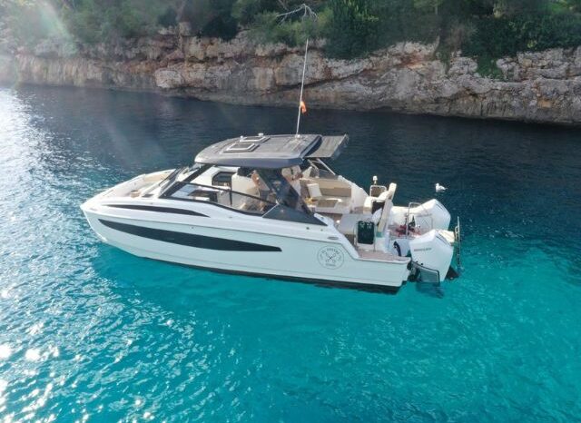 Aquila 32 Sport