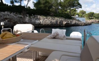 Aquila 32 Sport