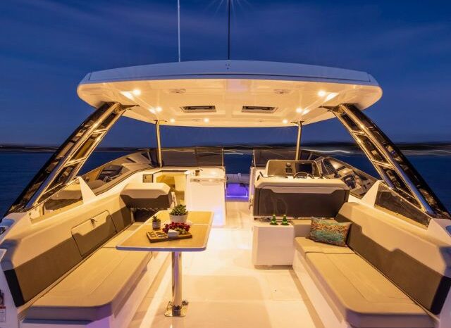 
								Aquila 32 Sport completo									