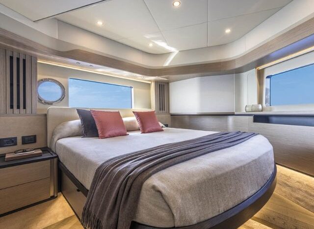 
								Absolute Navetta 53 completo									