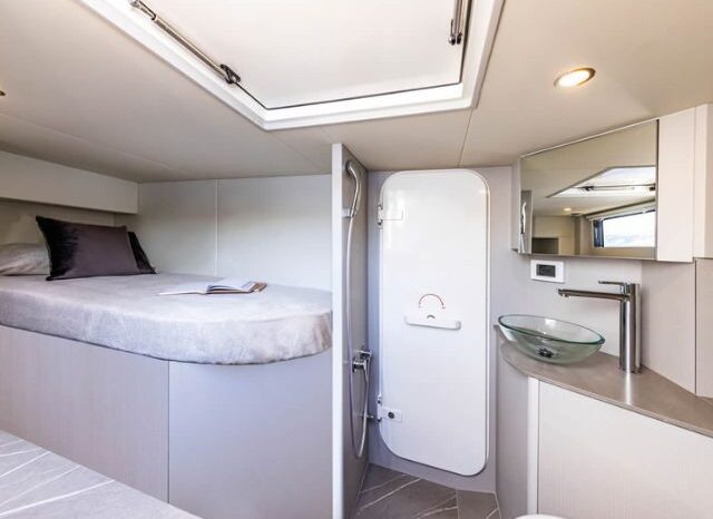 
								Absolute Navetta 53 completo									